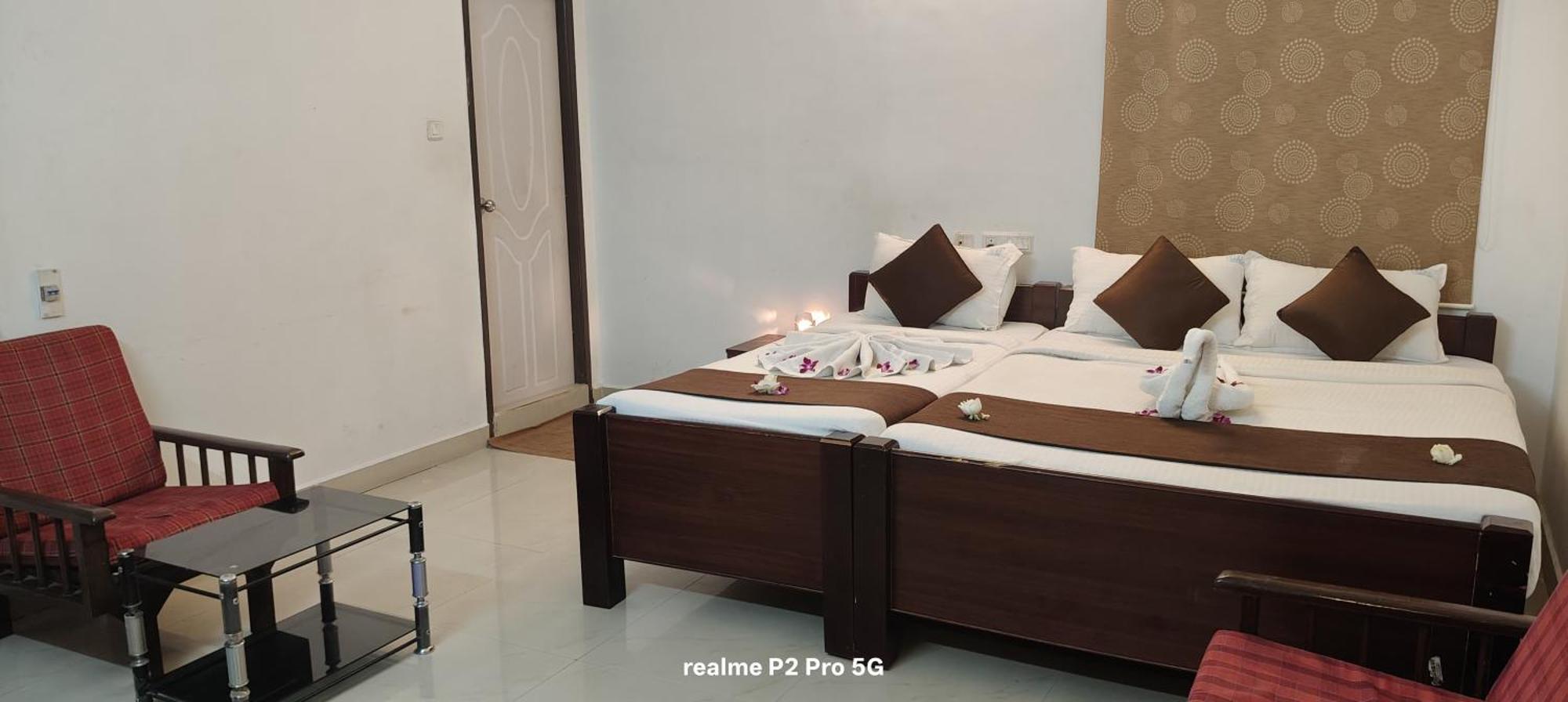 Comfort Park Inn Ченнаї Екстер'єр фото